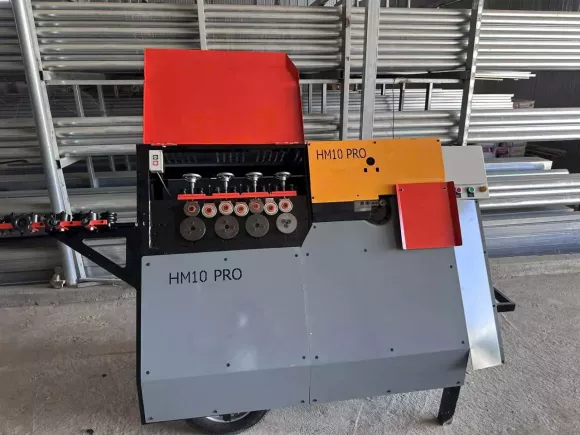 Đánh giá máy bẻ đai sắt HM10 Pro: Có đáng mua không?