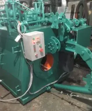 Máy đan kẽm gai trọng lượng 1,4 tấn
