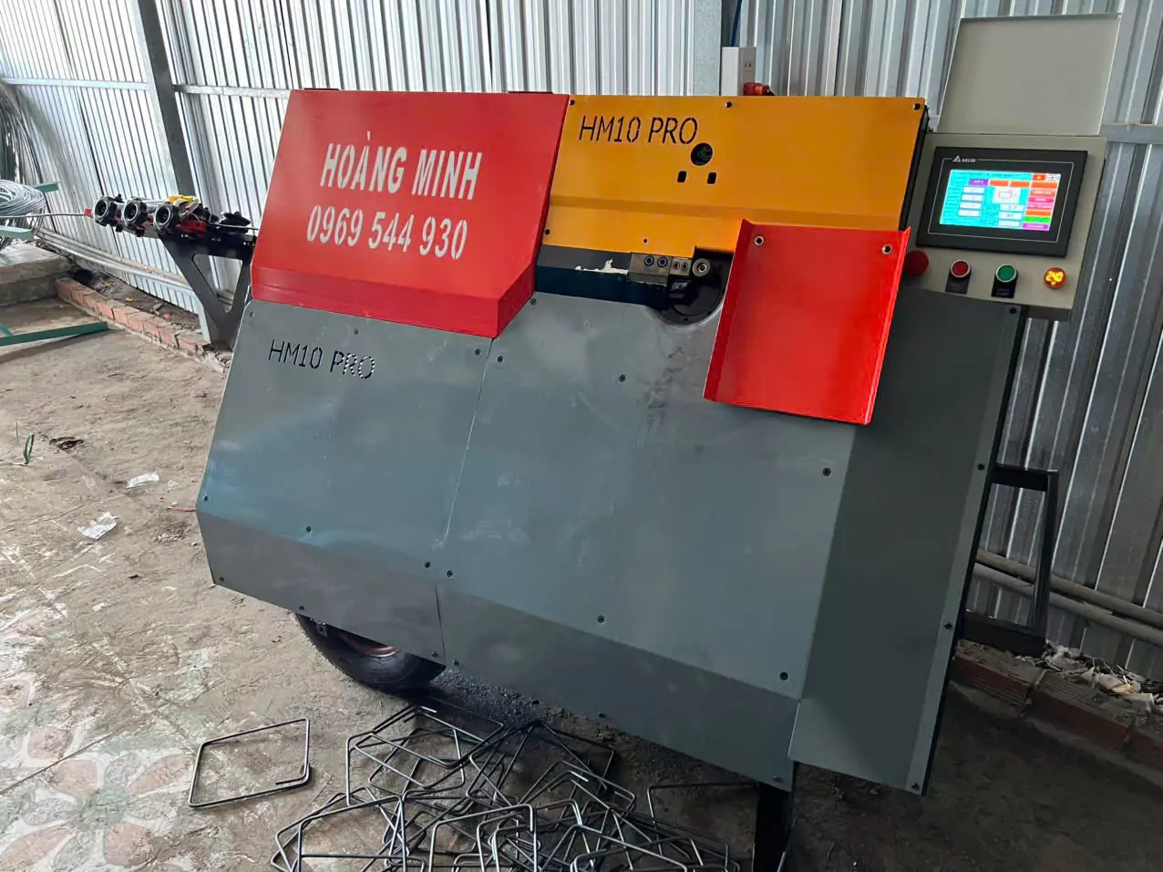 Máy Bẻ Đai HM10 Pro Có Đáng Đầu Tư Năm 2026 Không?
