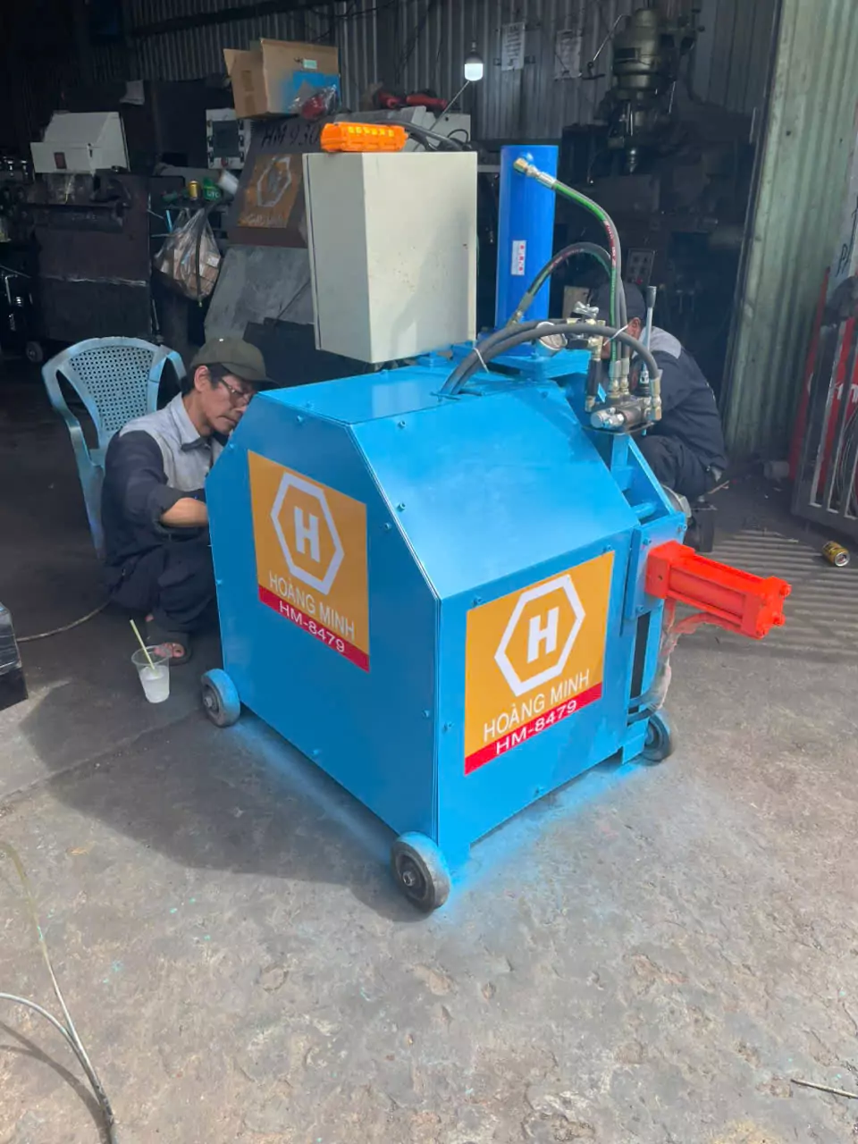 Máy uốn ống thủy lực 