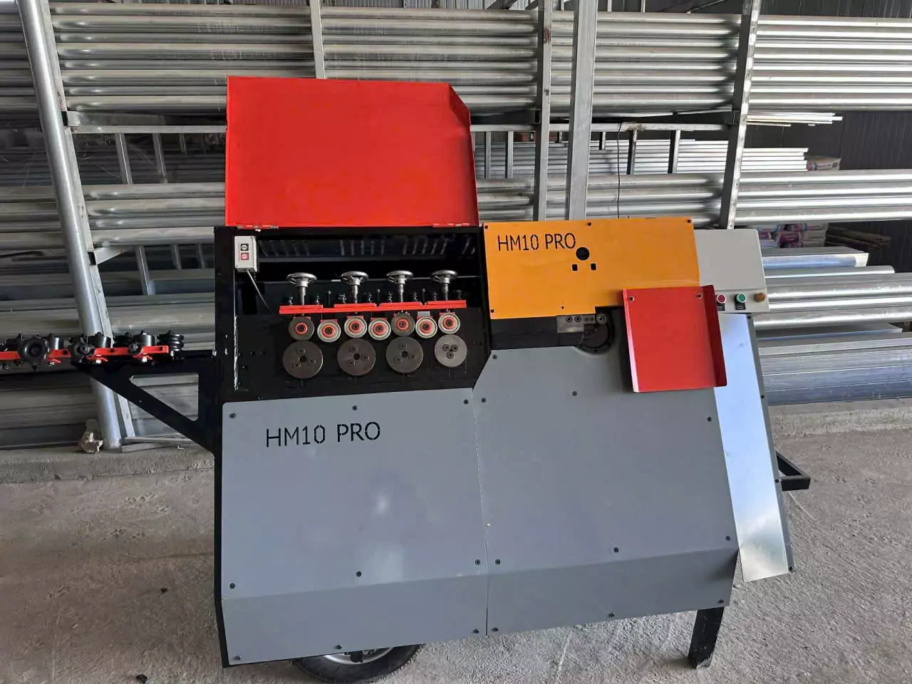 Đ&aacute;nh gi&aacute; m&aacute;y bẻ đai sắt HM10 Pro: C&oacute; đ&aacute;ng mua kh&ocirc;ng?