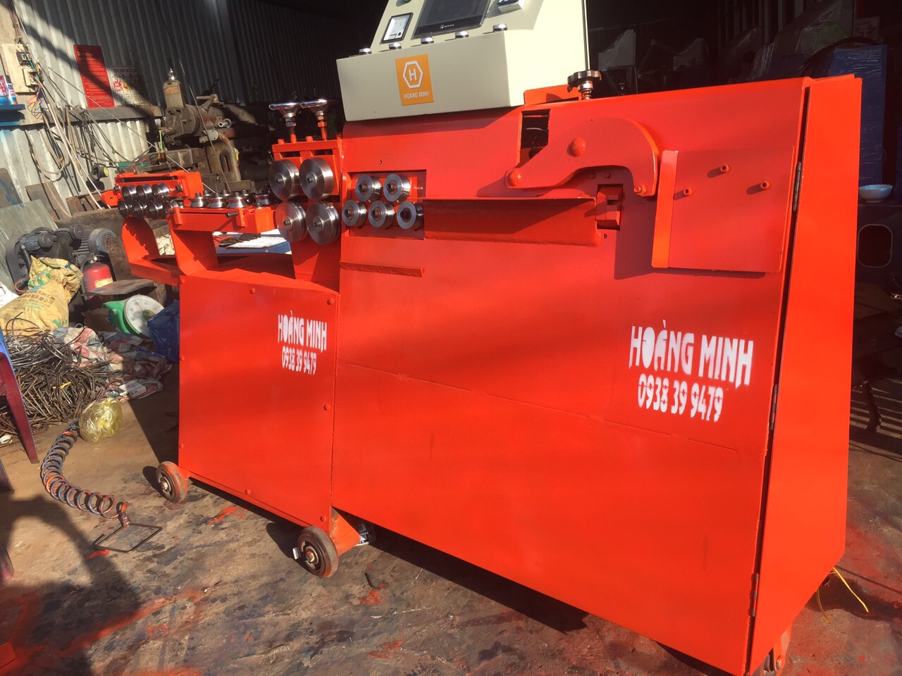 Máy bẻ đai sắt Máy bẻ đai sắt