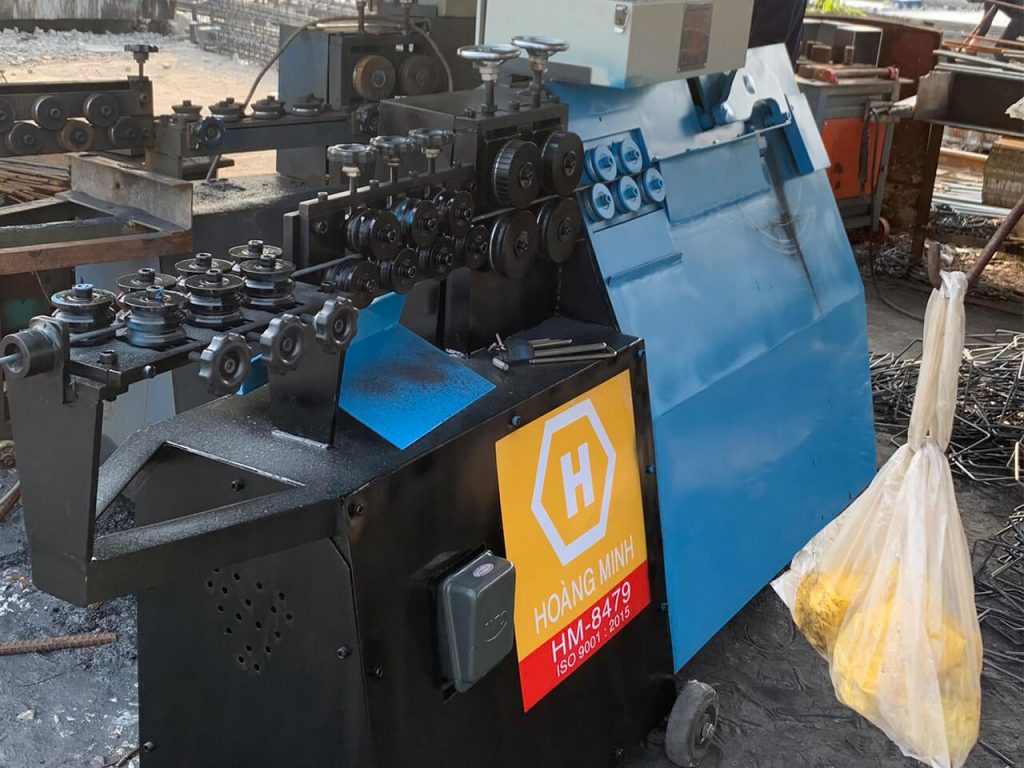 Máy bẻ đai thép